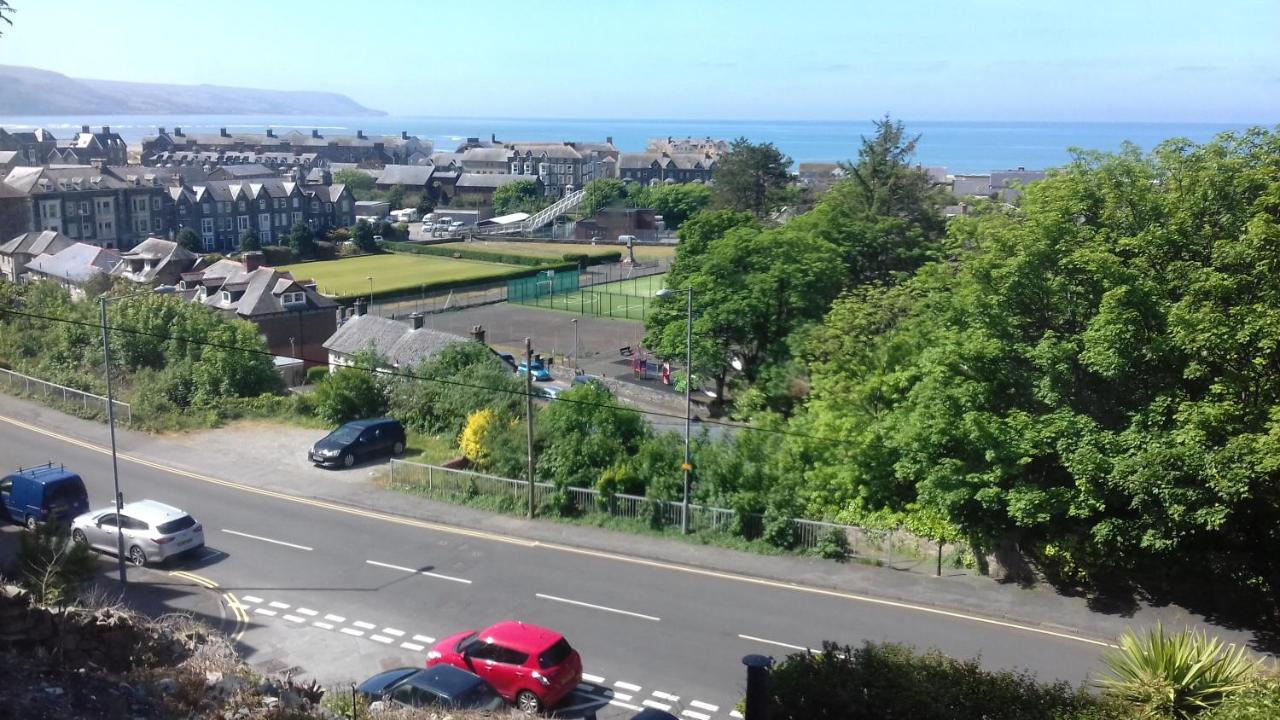 Apartment Chic Barmouth Exterior foto